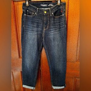 Signature Levi Strauss Modern Slim Cuffed Stretch Jean's. Size 8 Like new